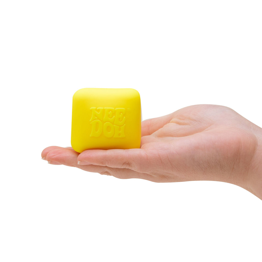 NEEDOH® COLOR CHANGE CUBE - V9QS