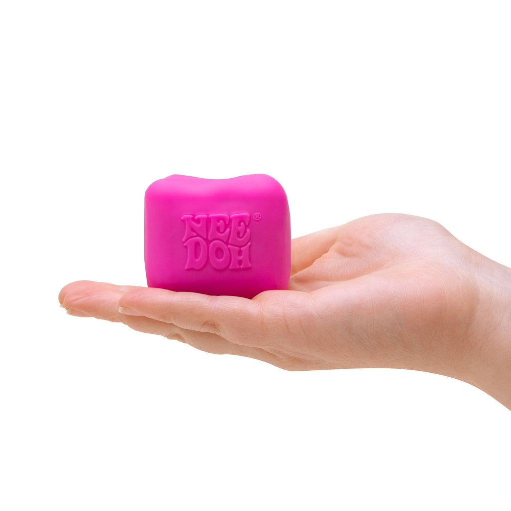 NEEDOH® COLOR CHANGE CUBE - V9QS